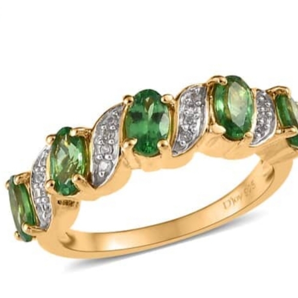 D'Joy Jewelry - Rare Tsavorite Garnet & White Zircon 💍 Size 5!
